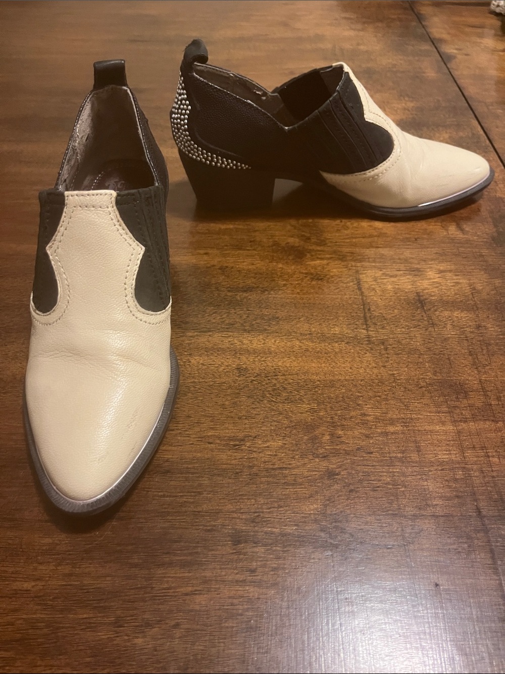 Cream and Black Bedazzled Western-Inspired Leather Booties